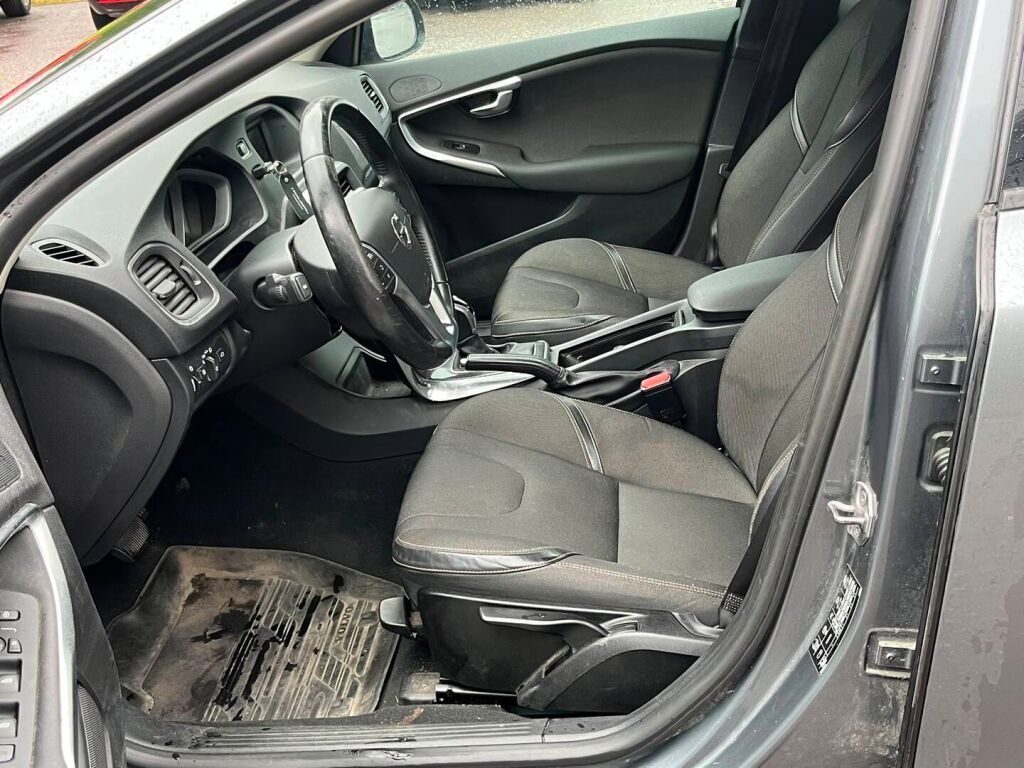 Volvo V40 Cross Country 2017 Harmaa