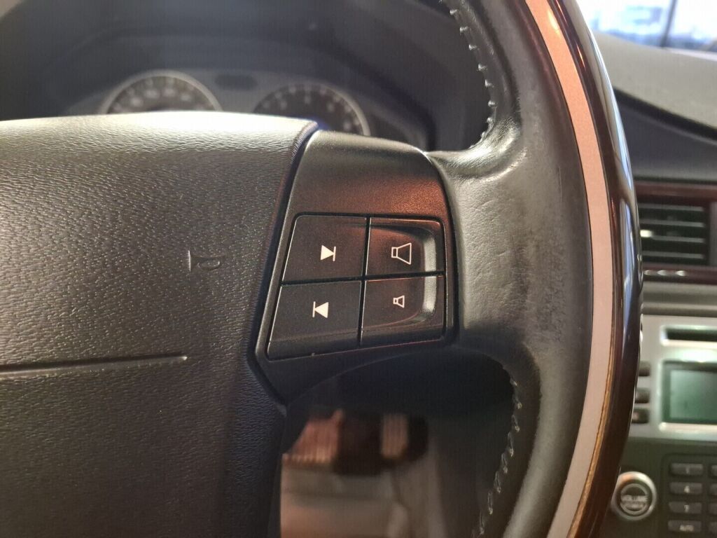 Volvo V70 2008 Sininen