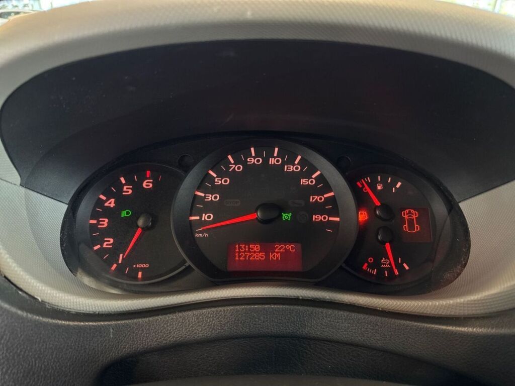 Nissan NV400 2017 Valkoinen