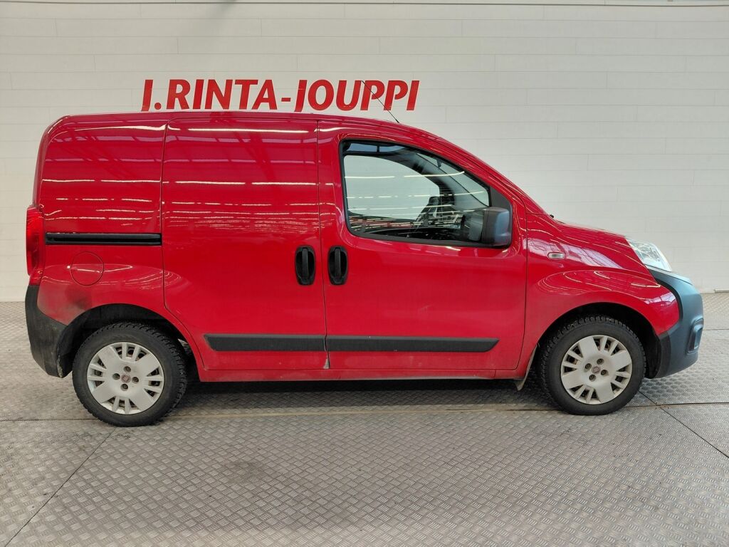 Fiat Fiorino 2017 Punainen