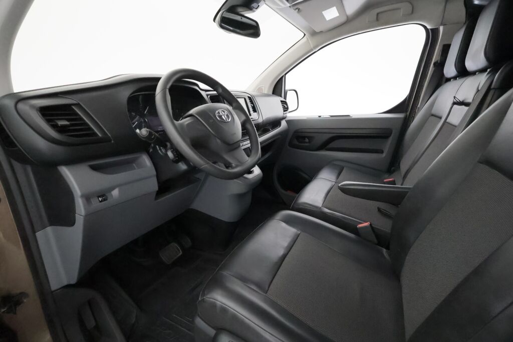 Toyota Proace 2017 Ruskea (beige)