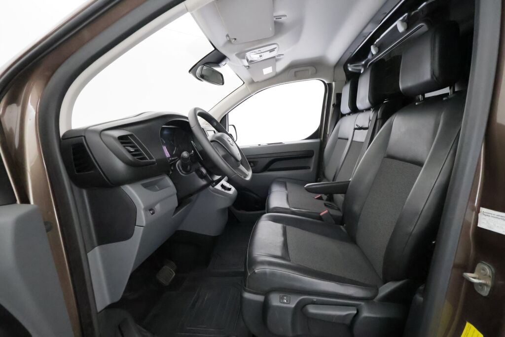Toyota Proace 2017 Ruskea (beige)