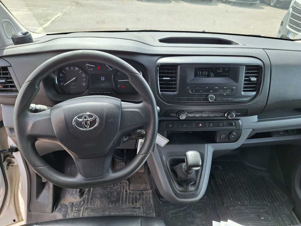 Toyota Proace 2017 Valkoinen
