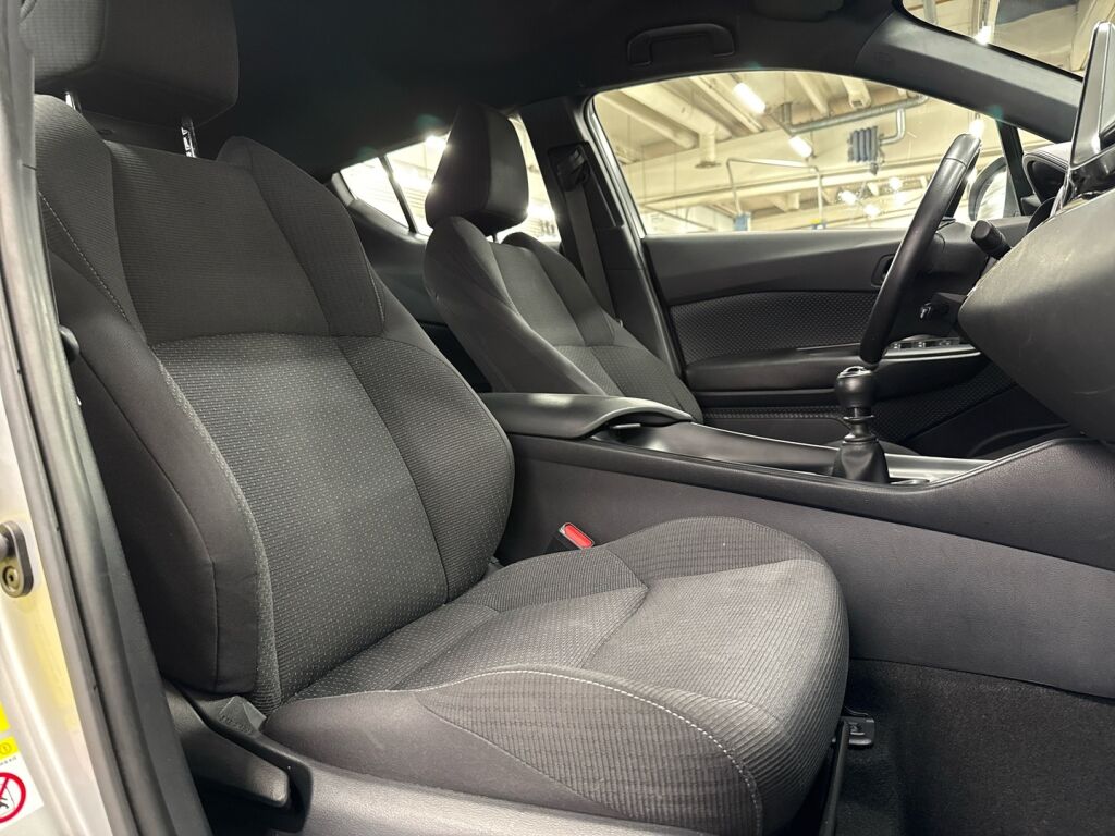 Toyota C-HR 2017 Hopea