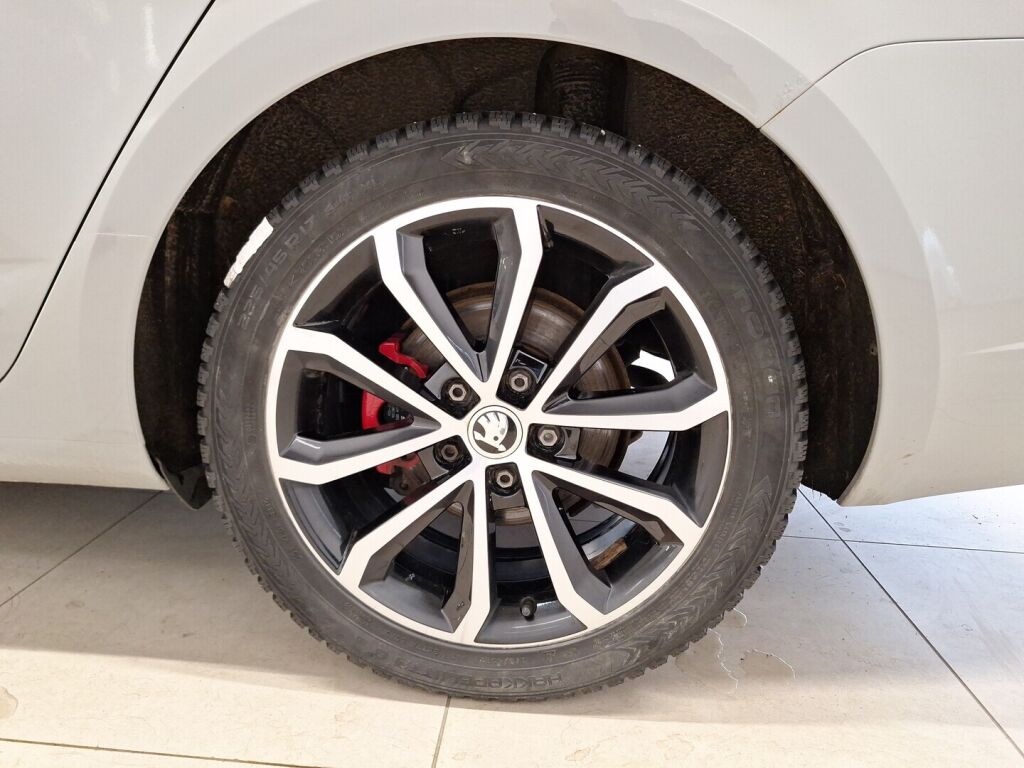 Skoda Octavia 2017 Harmaa