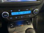 Toyota Avensis 2017 Harmaa