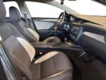Toyota Avensis 2017 Harmaa