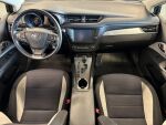 Toyota Avensis 2017 Harmaa