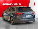 Toyota Avensis 2017 Harmaa