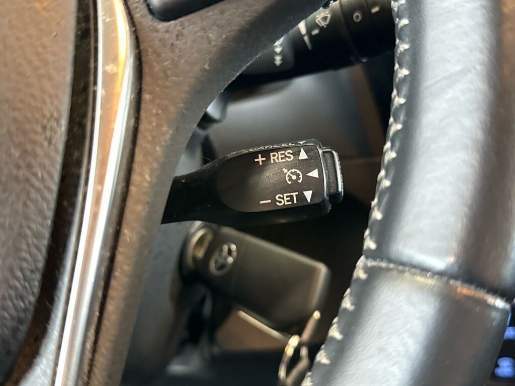 Toyota Auris 2017 Sininen