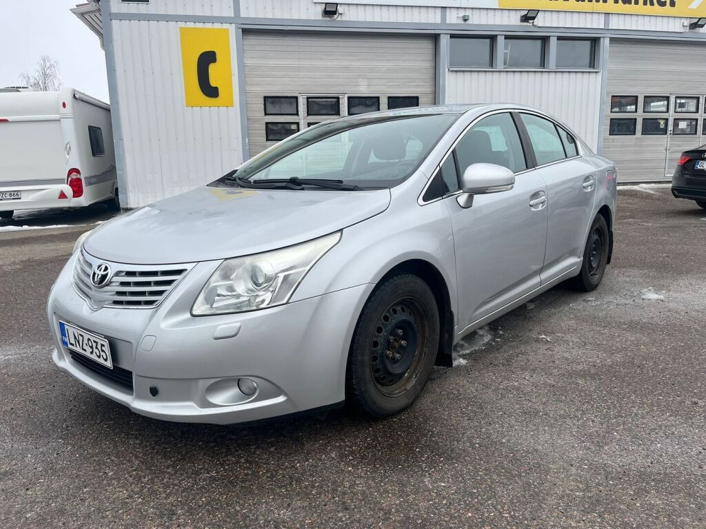 Toyota Avensis 2009 Hopea
