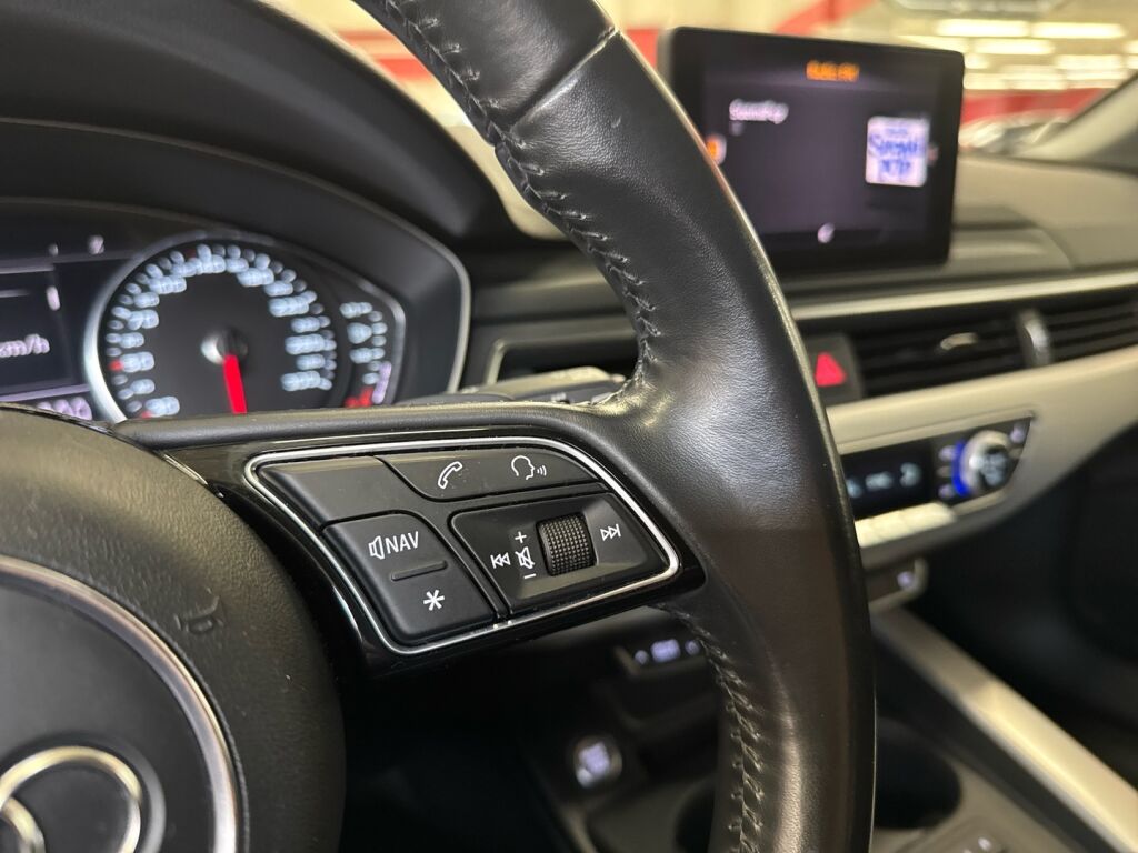 Audi A4 2017 Valkoinen