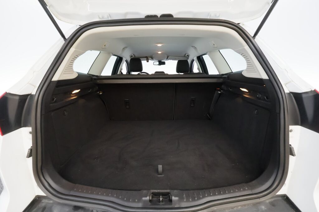 Ford Focus 2017 Valkoinen