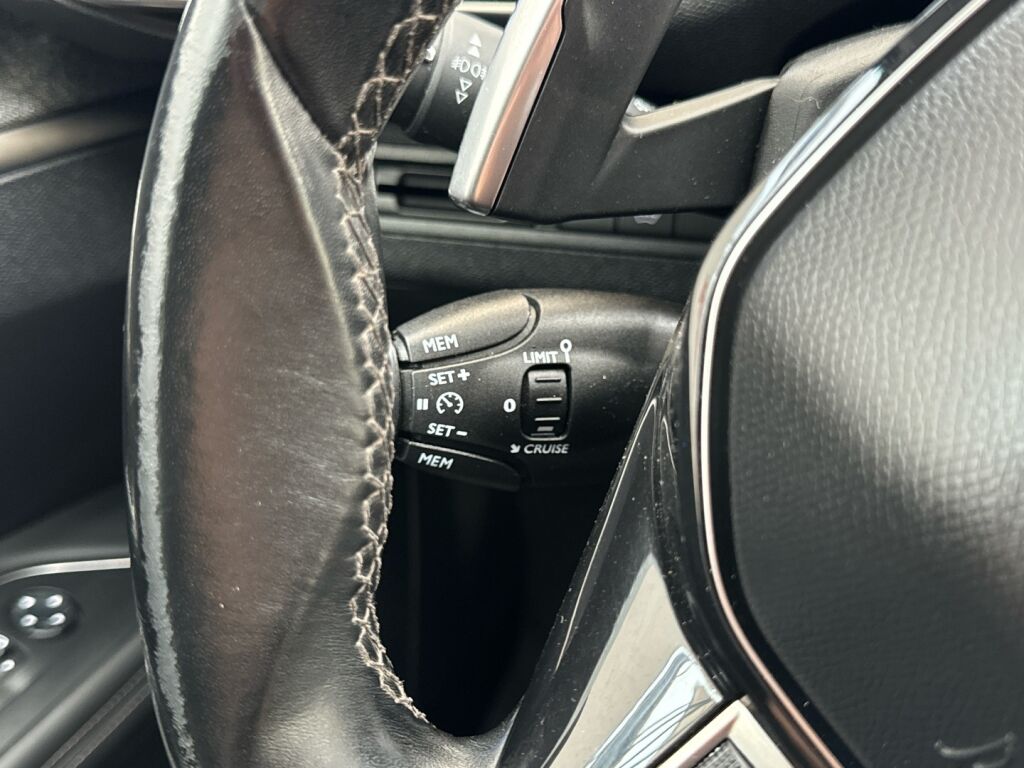 Peugeot 3008 2017 Valkoinen