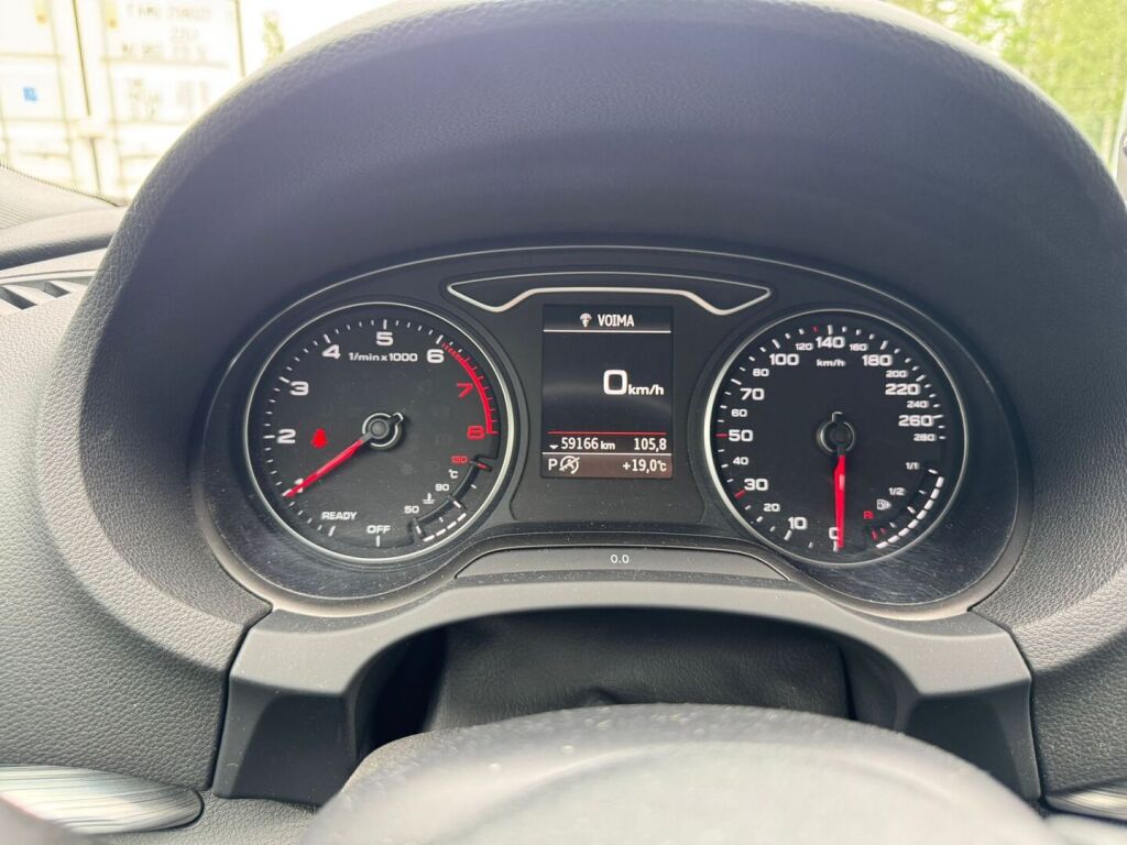 Audi A3 2018 Valkoinen