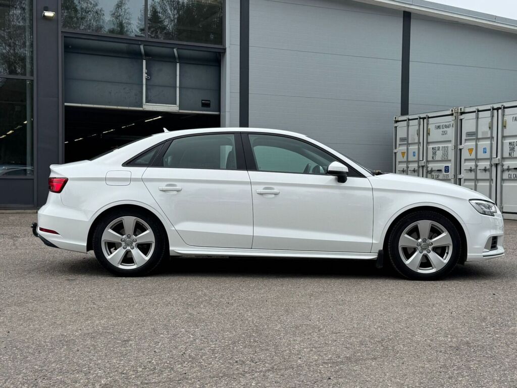 Audi A3 2018 Valkoinen