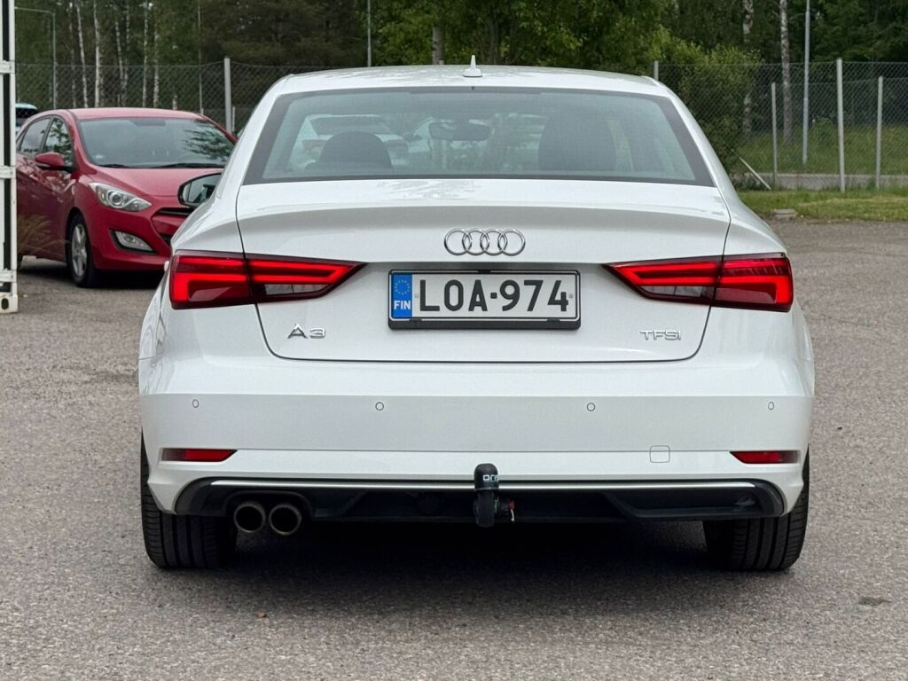 Audi A3 2018 Valkoinen
