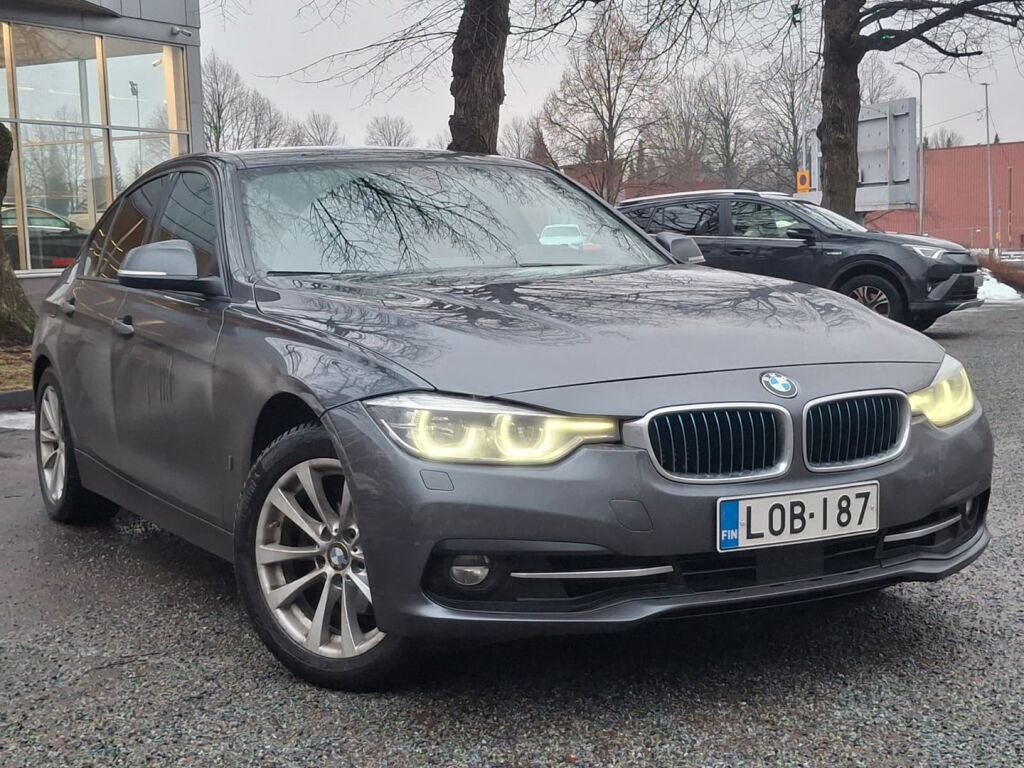 BMW 330 2017 Harmaa