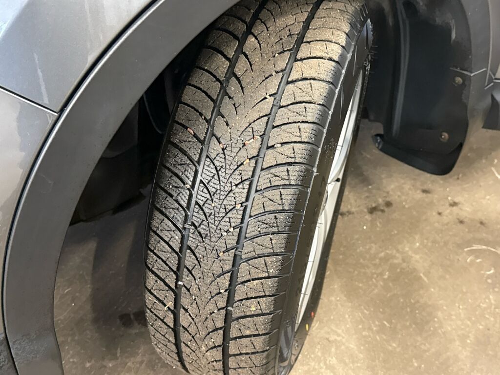 Nissan Qashqai 2018 Harmaa