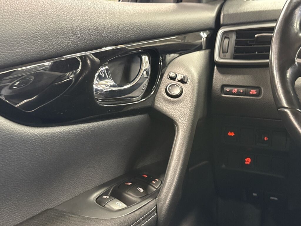 Nissan Qashqai 2018 Harmaa