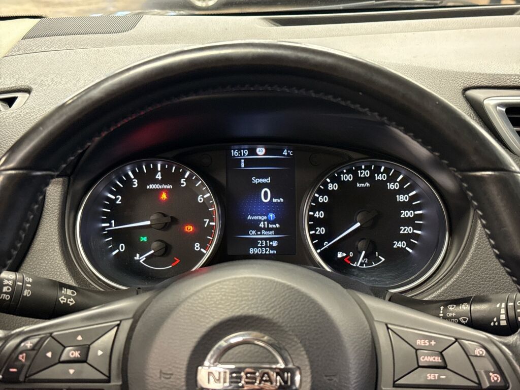 Nissan Qashqai 2018 Harmaa