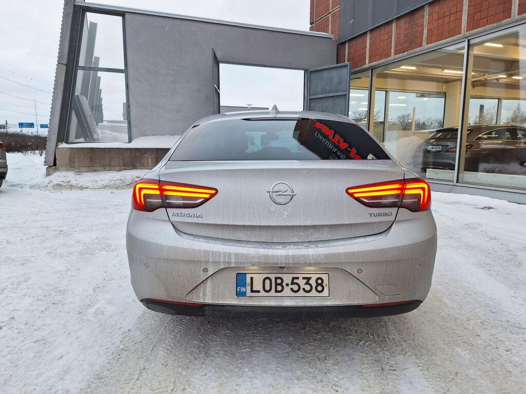 Opel Insignia 2018 Hopea