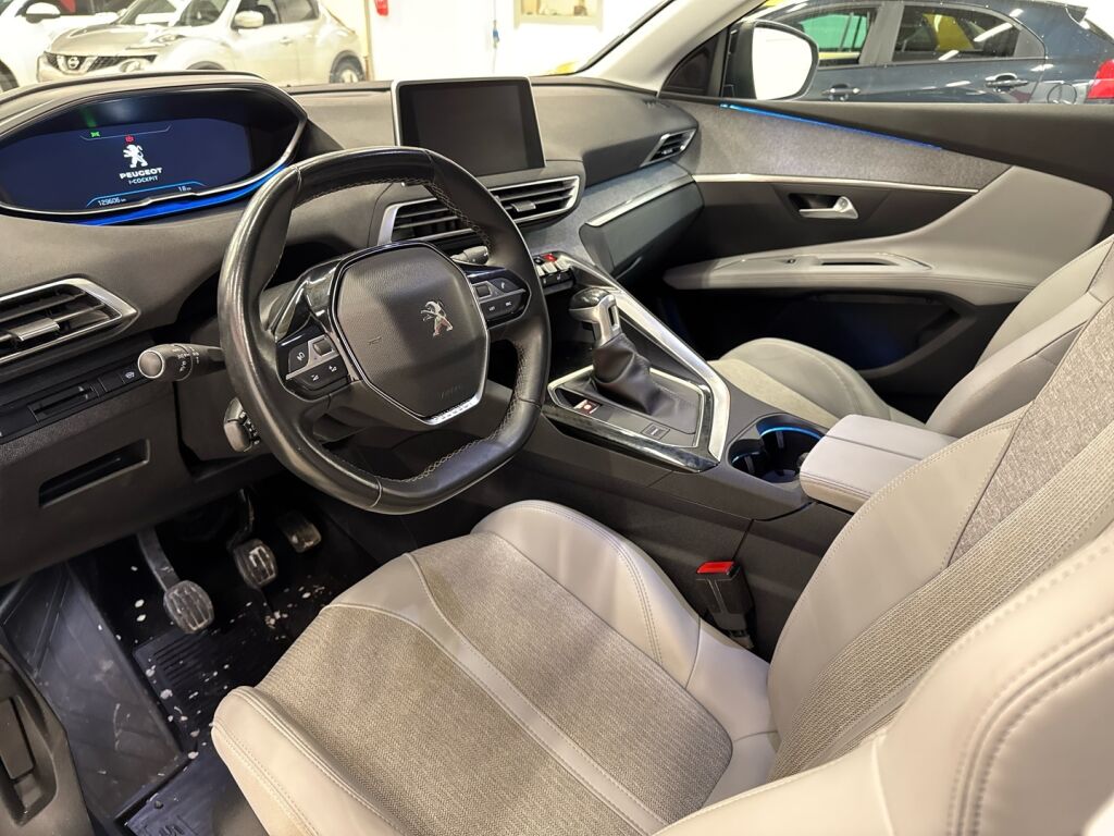 Peugeot 5008 2017 Harmaa