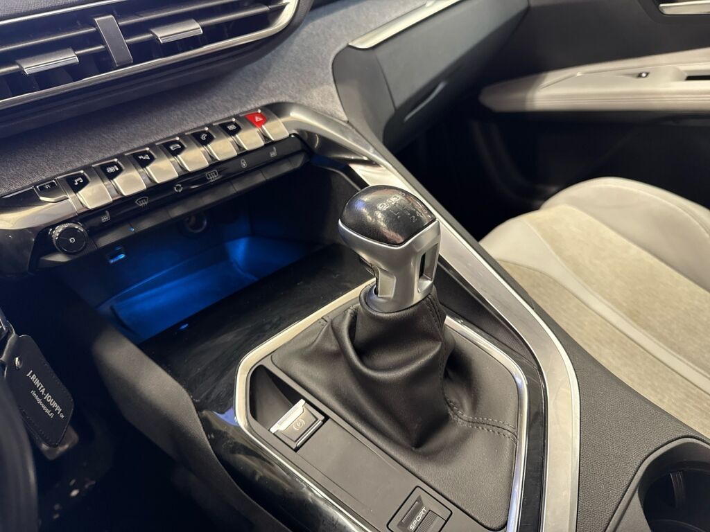 Peugeot 5008 2017 Harmaa