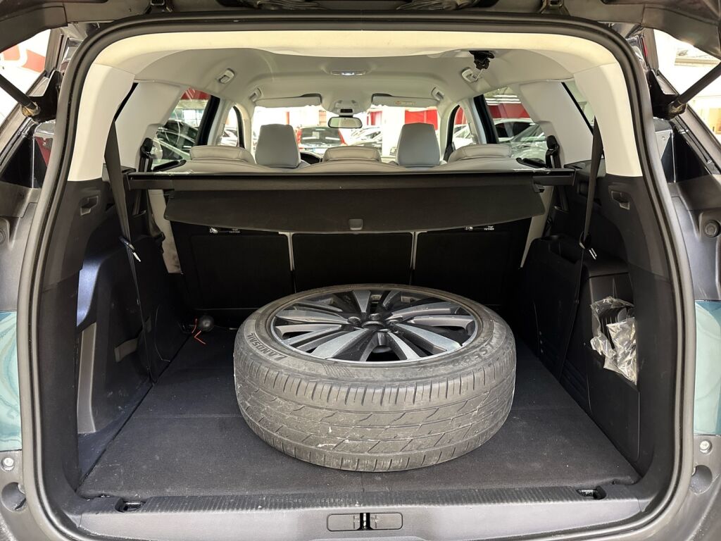 Peugeot 5008 2017 Harmaa