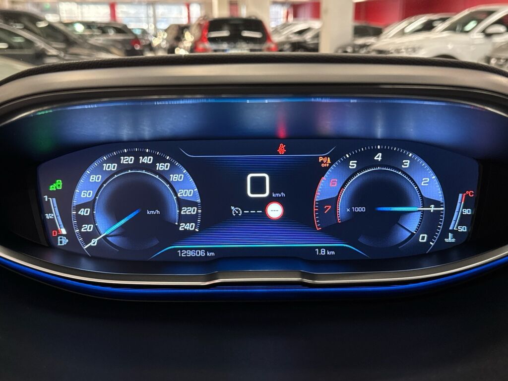 Peugeot 5008 2017 Harmaa