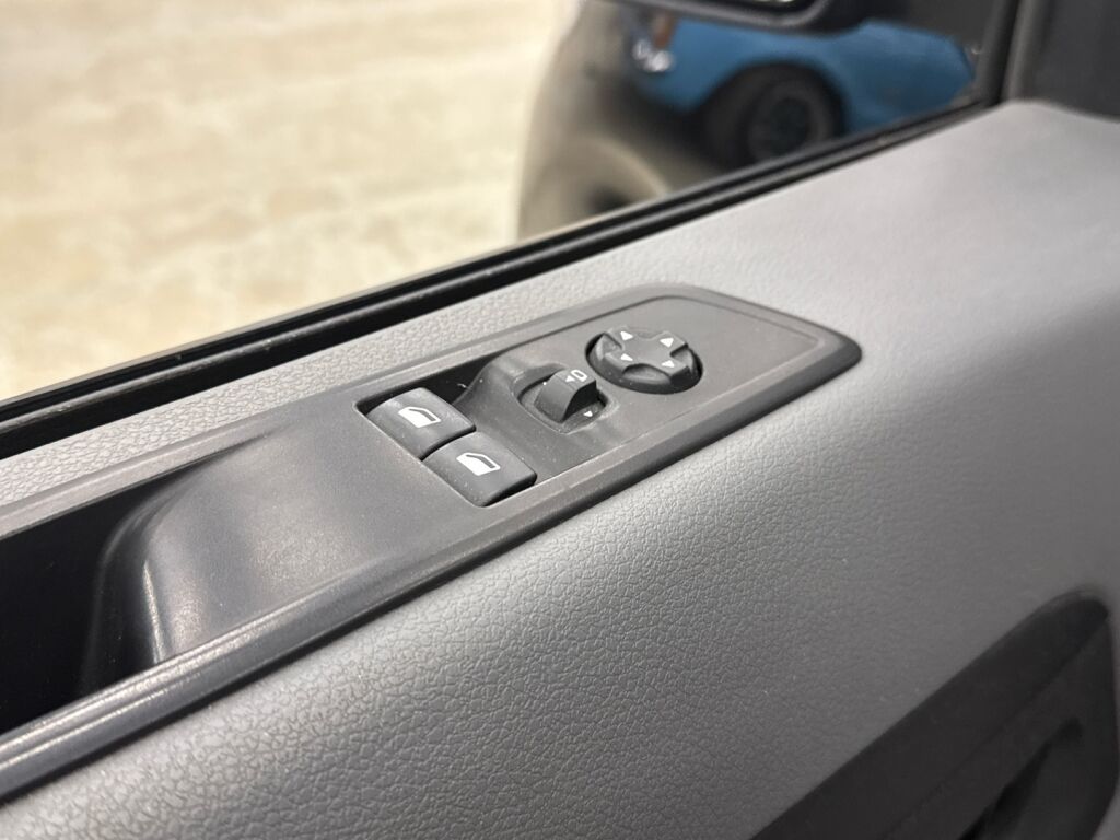 Toyota Proace 2017 Musta