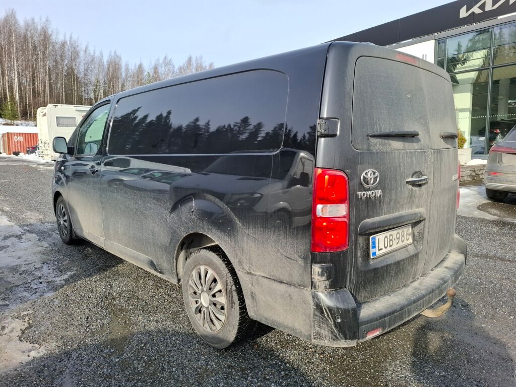 Toyota Proace 2017 Musta