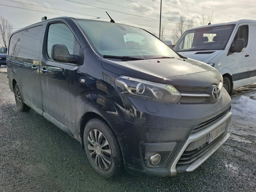 Toyota Proace 2017 Musta
