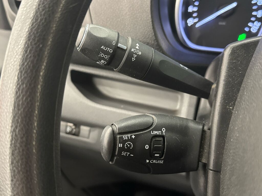 Toyota Proace 2017 Musta