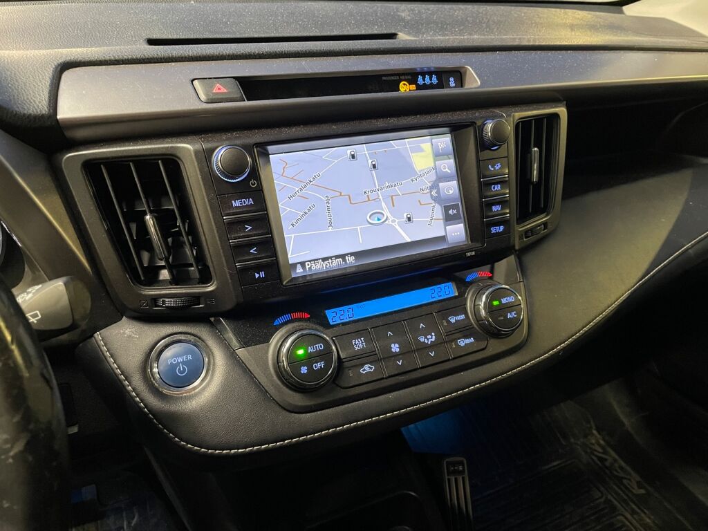 Toyota RAV4 2017 Punainen