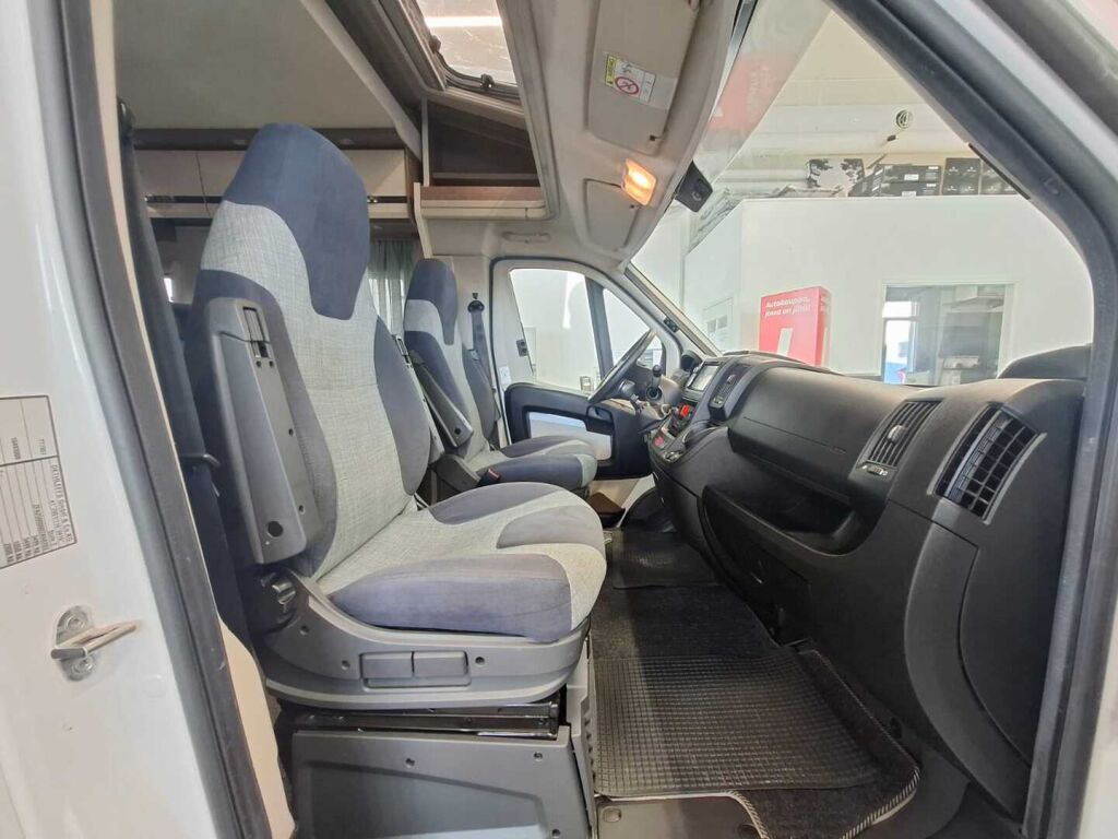 Dethleffs Trend T 7057 2016 Valkoinen