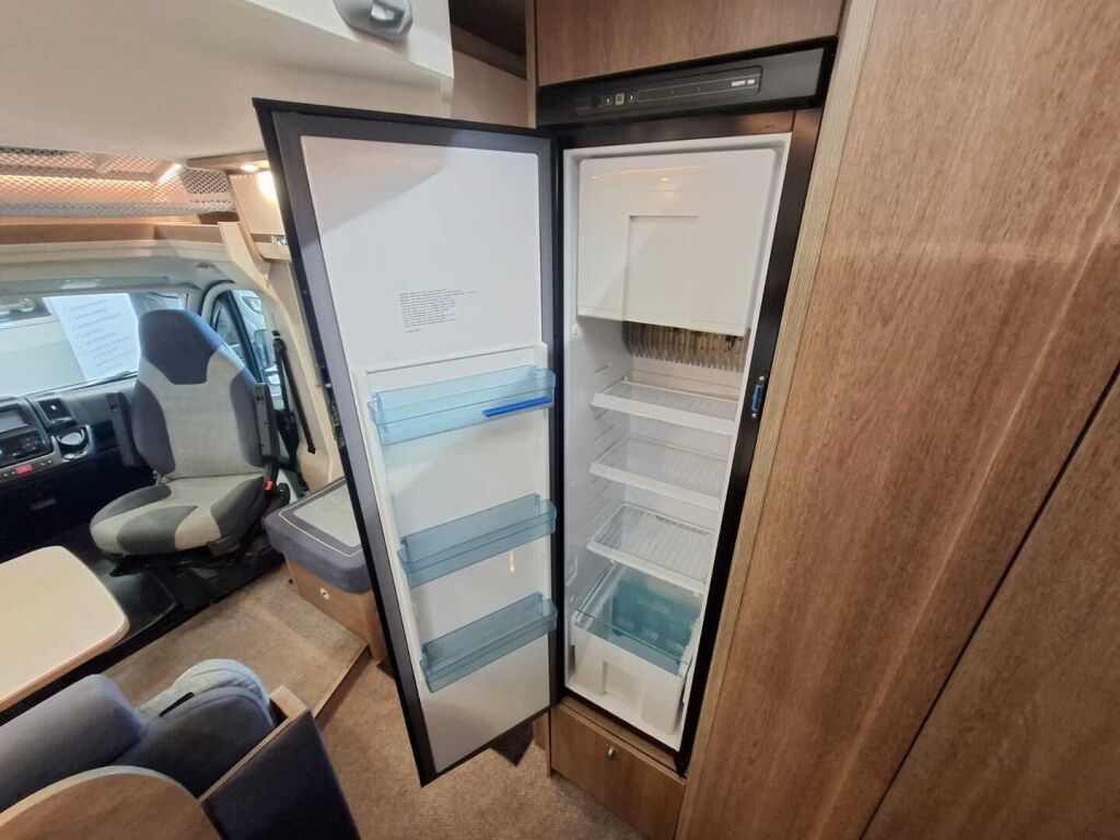 Dethleffs Trend T 7057 2016 Valkoinen