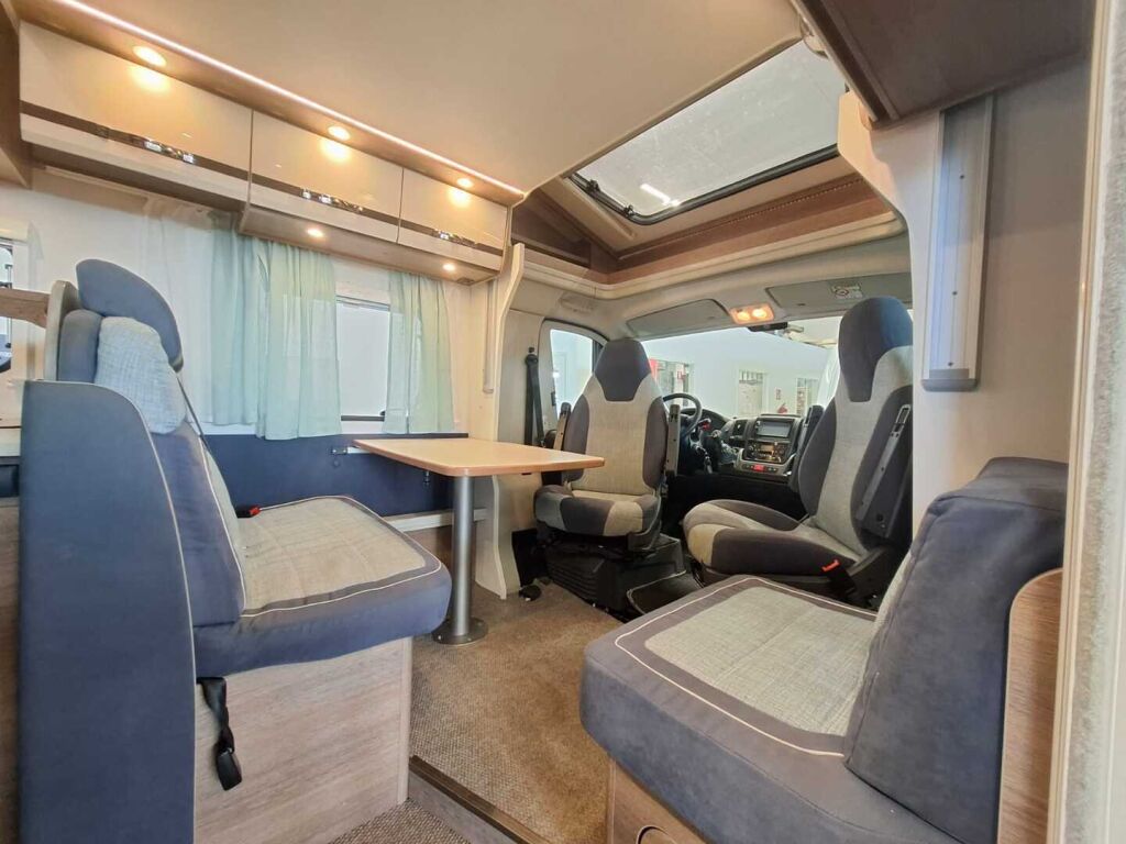 Dethleffs Trend T 7057 2016 Valkoinen