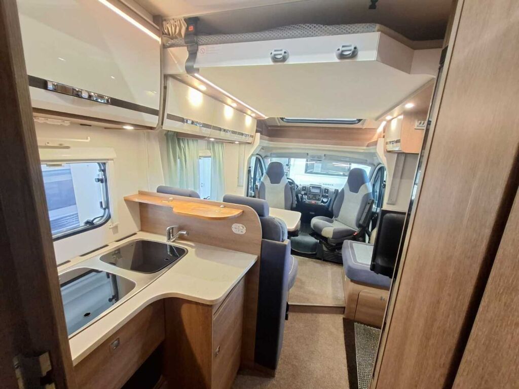 Dethleffs Trend T 7057 2016 Valkoinen