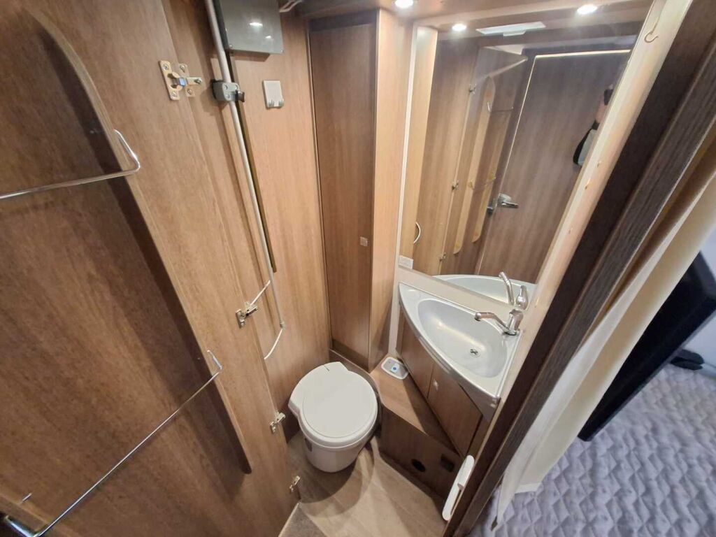 Dethleffs Trend T 7057 2016 Valkoinen