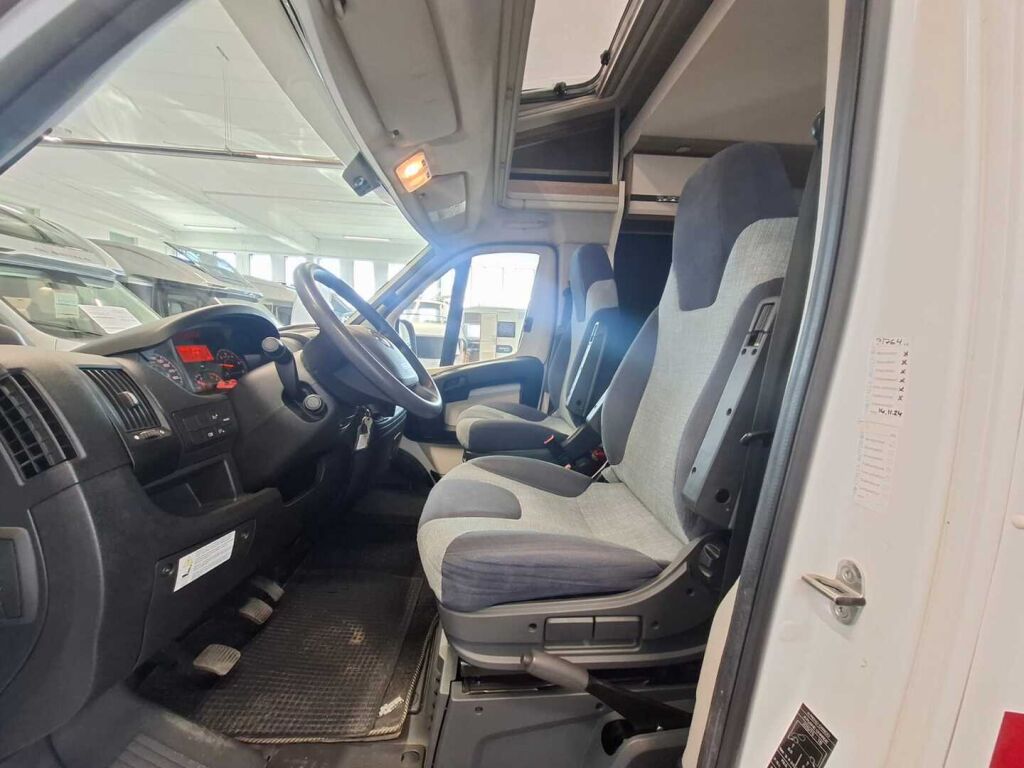 Dethleffs Trend T 7057 2016 Valkoinen