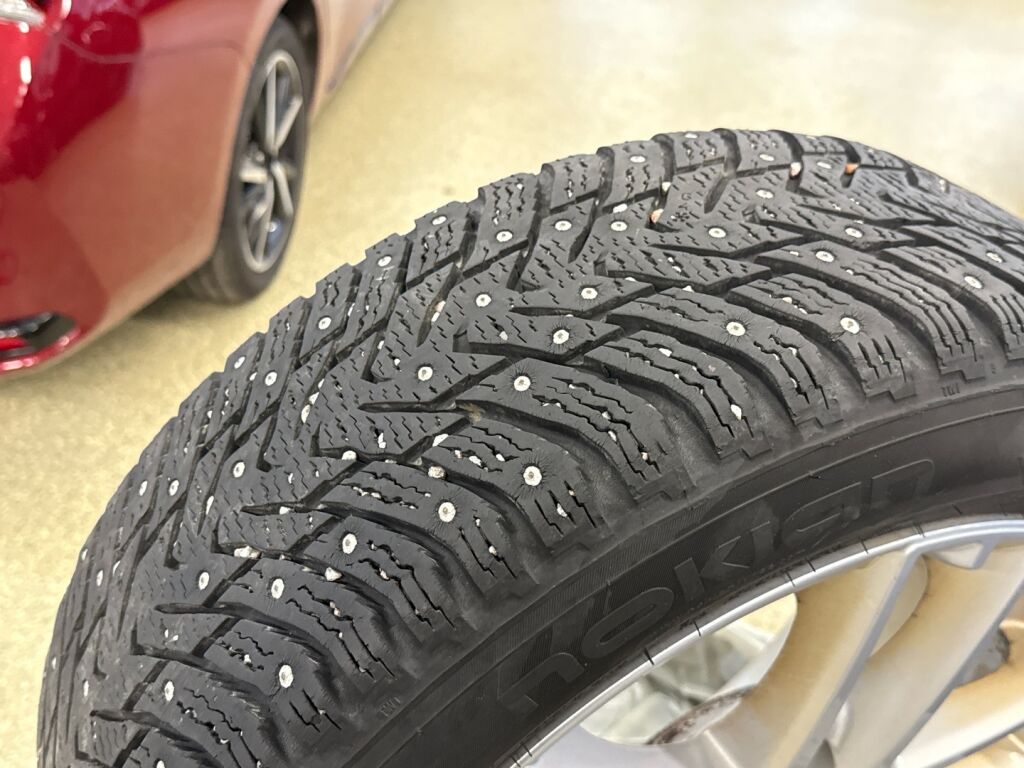 Toyota Auris 2017 Punainen