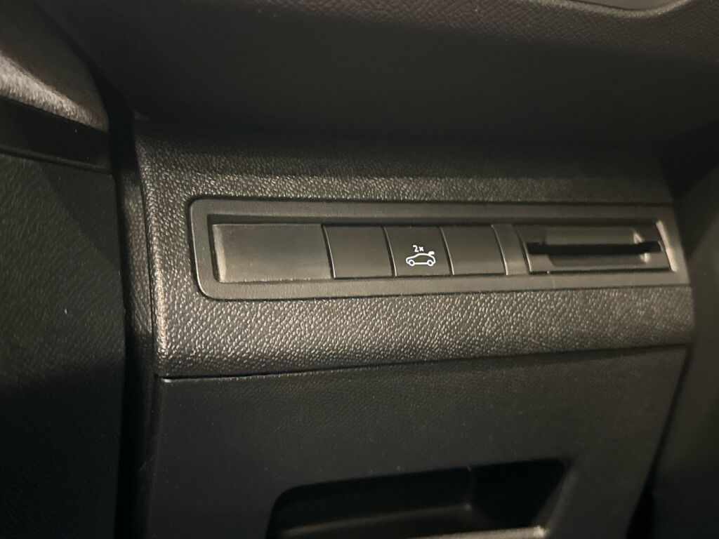 Peugeot 3008 2017 Harmaa