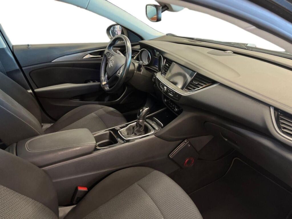 Opel Insignia 2017 Musta