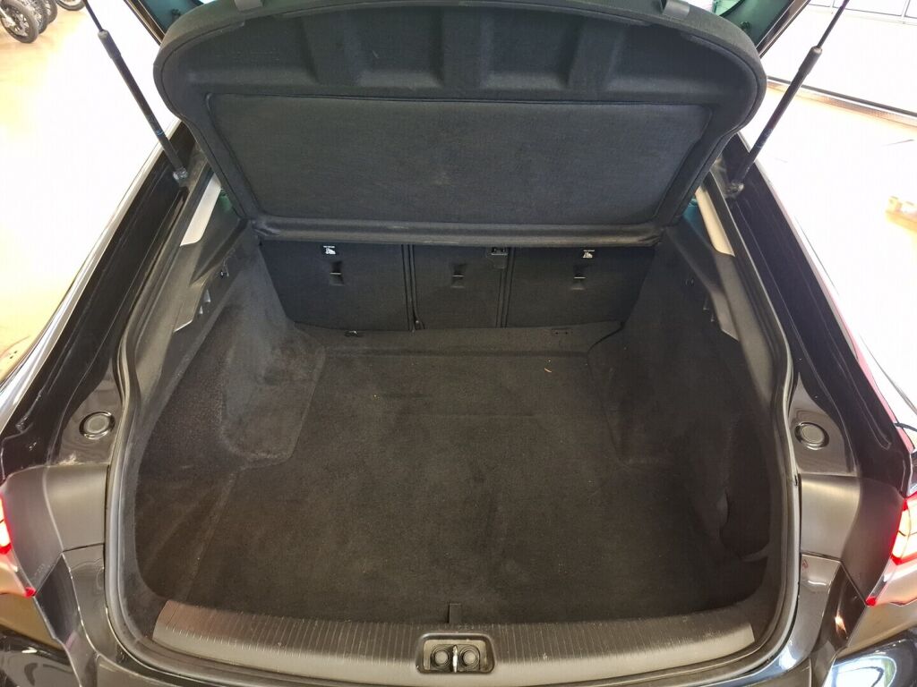 Opel Insignia 2017 Musta