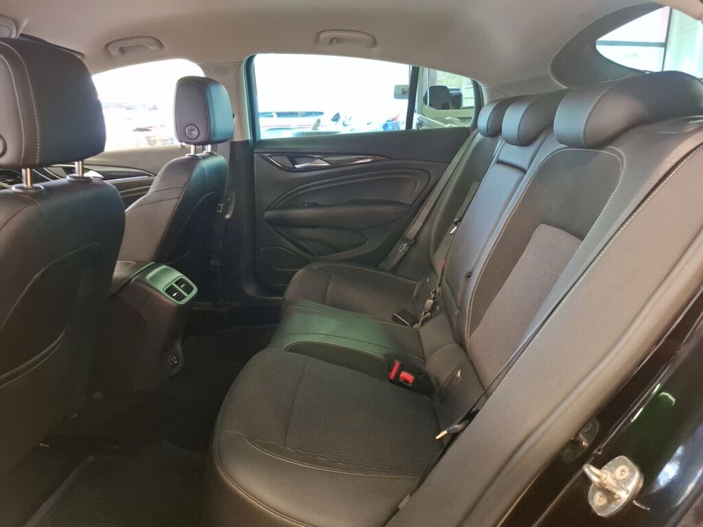 Opel Insignia 2017 Musta