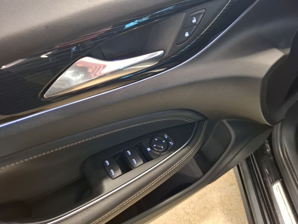 Opel Insignia 2017 Musta