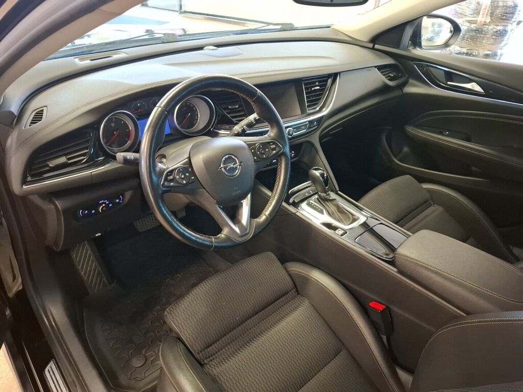 Opel Insignia 2017 Musta