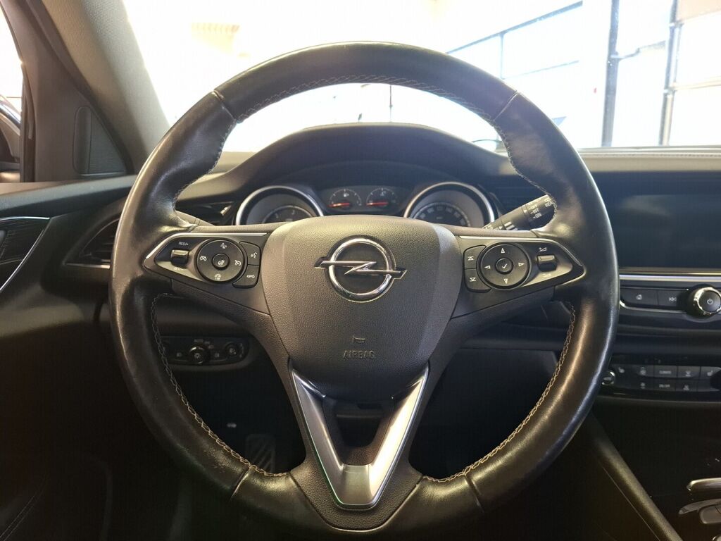 Opel Insignia 2017 Musta