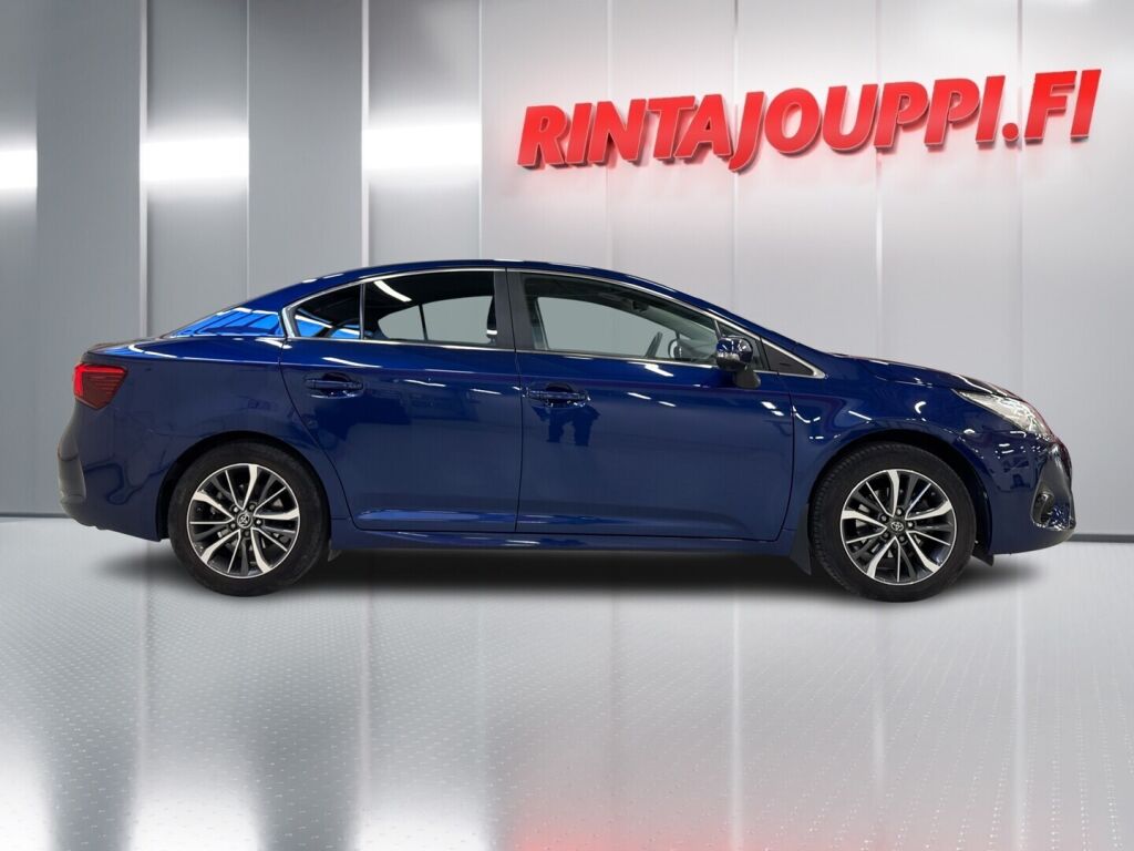 Toyota Avensis 2017 Sininen